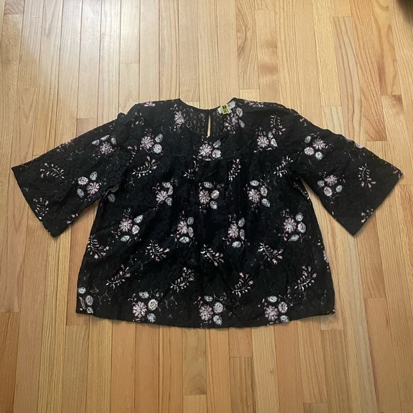 LOFT Sweaters - Loft Lace Black and Pink Floral Top Size Large